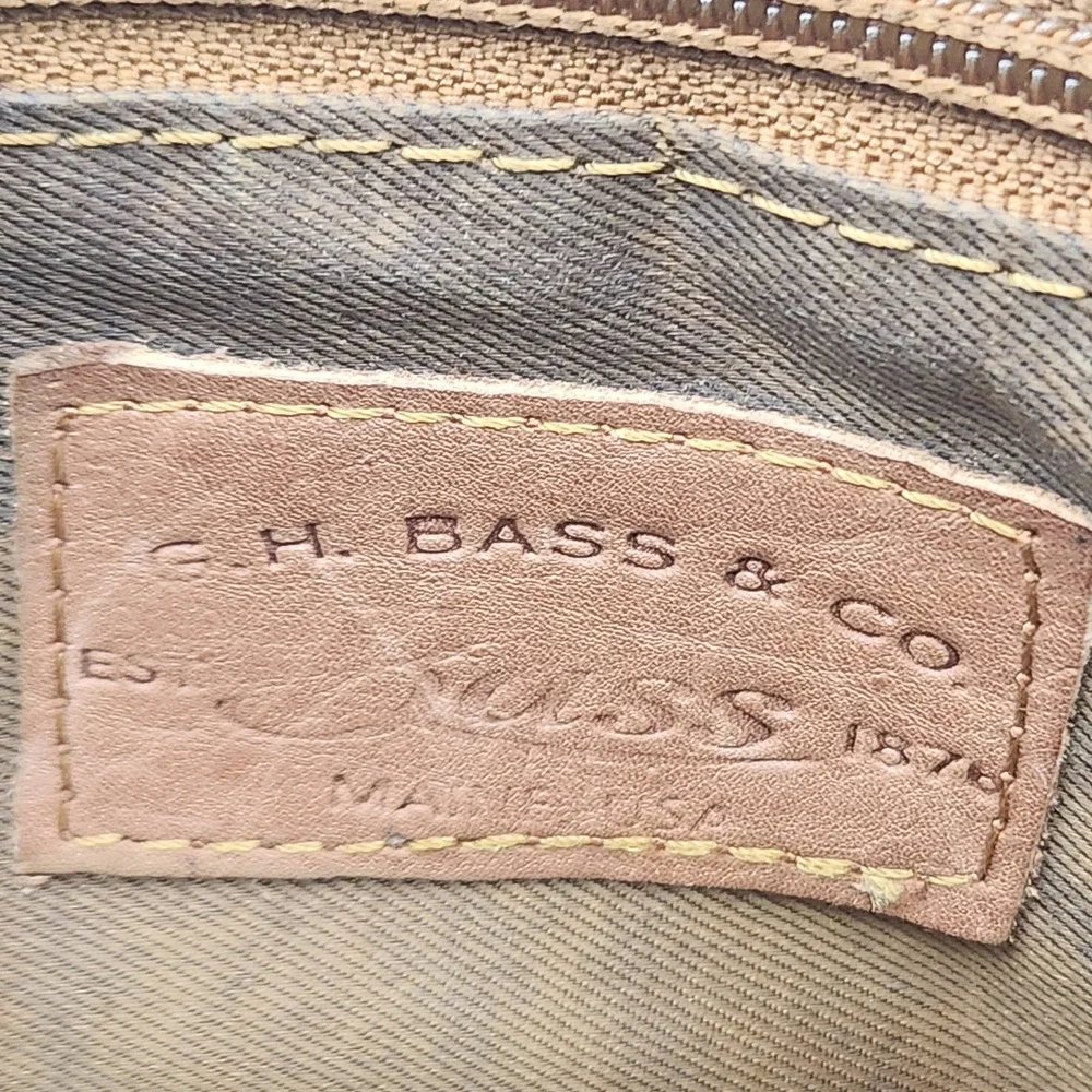 G.H. Bass & Co Brown Leather Crossbody‎ Bag Zip Top Small